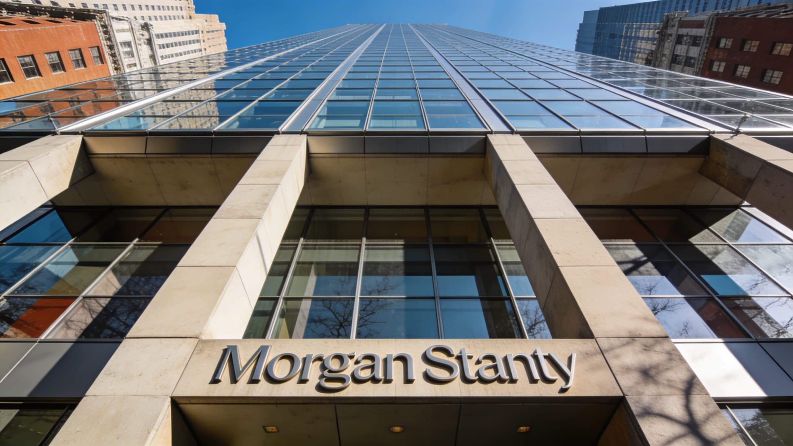 Morgan Stanley Seeks Bank License for Crypto Custody and Staking